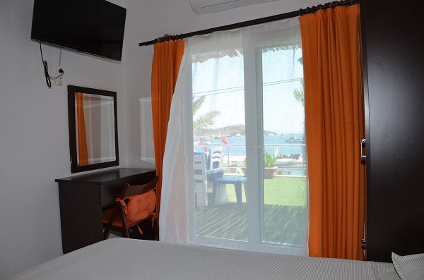 Knidos Türkbükü Otel, Restaurant ve Plaj