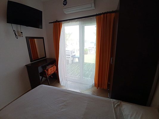 Knidos Türkbükü Otel, Restaurant ve Plaj