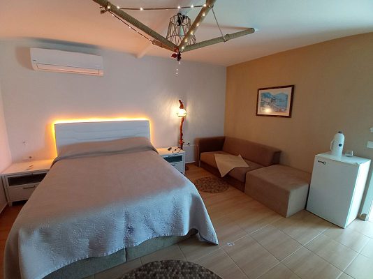 Knidos Türkbükü Otel, Restaurant ve Plaj